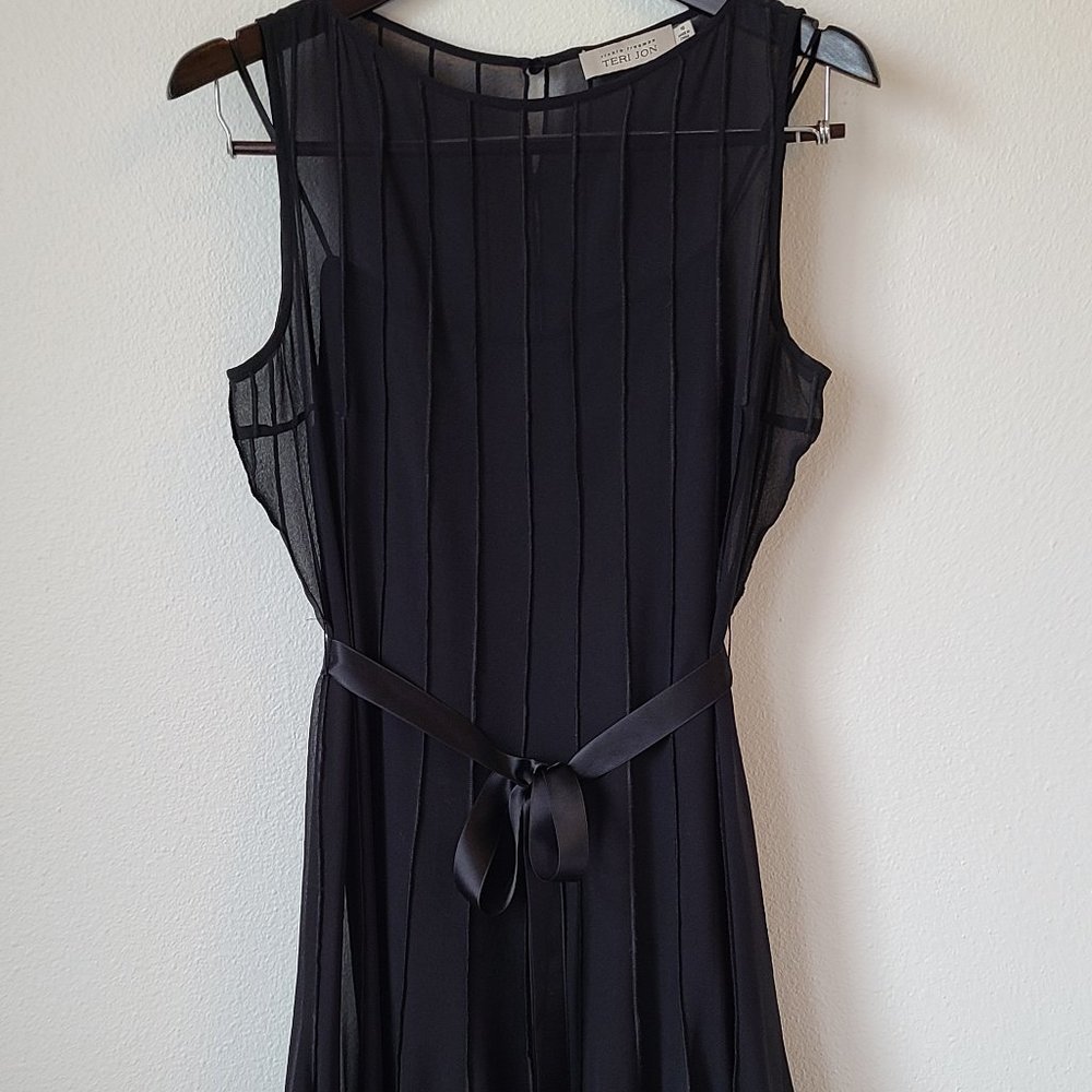 Rickie Freeman for Teri Jon Black Pintuck Chiffon Sleeveless Dress